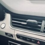 Automobilinis kvapukas su laikliu - "Breeze"